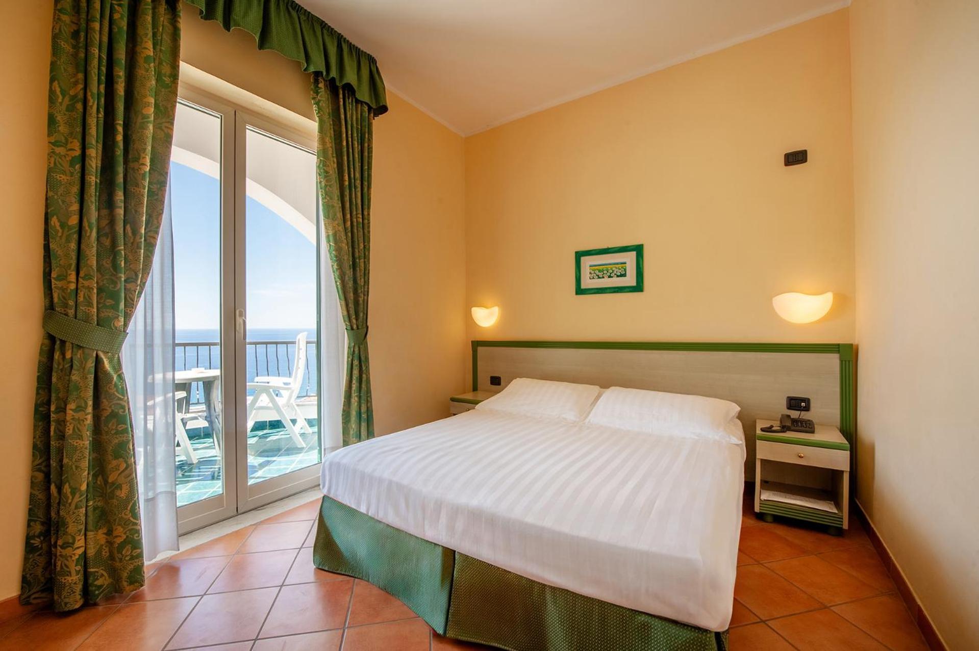 Best Western Hotel La Conchiglia パリヌロ エクステリア 写真